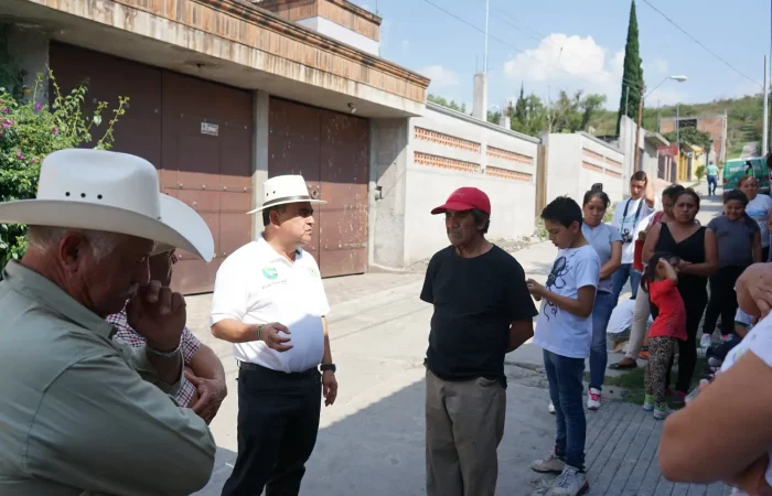 marketing-político-recorrido-cerritos-constantino-ortíz-garcía-pvem-1