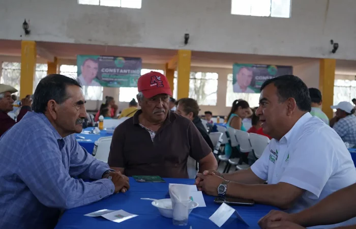 marketing-político-reunion-adultos-mayores-constantino-ortíz-garcía-pvem-1