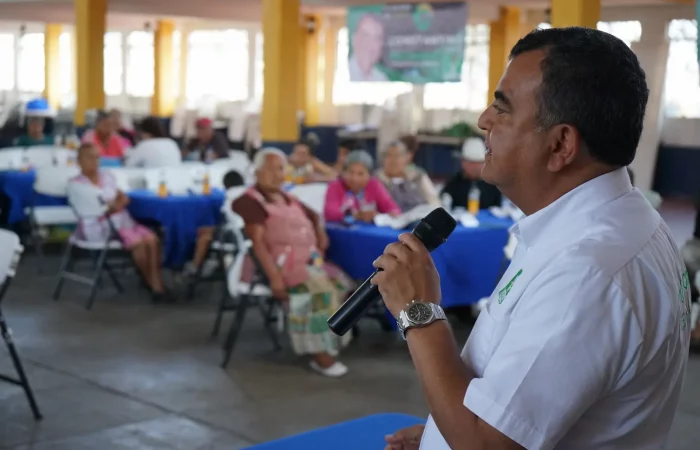 marketing-político-reunion-adultos-mayores-constantino-ortíz-garcía-pvem-2